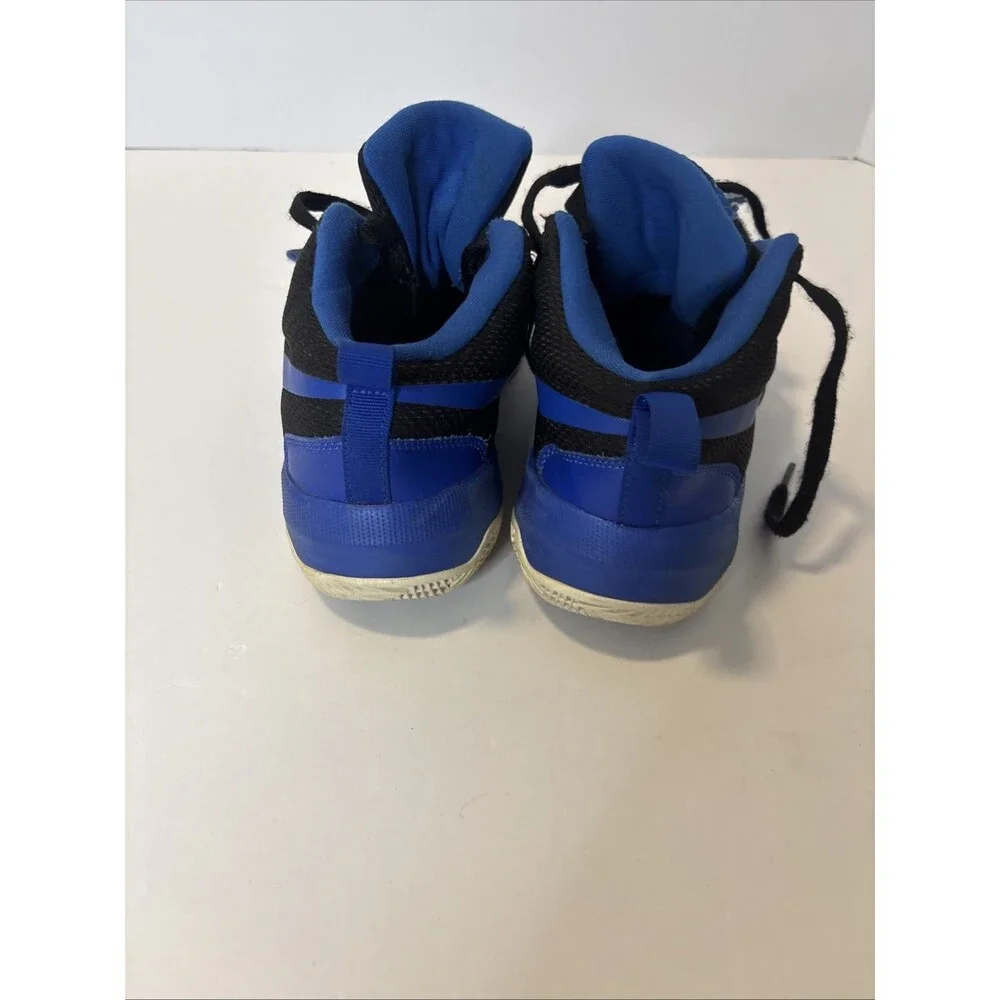 Nike Team Hustle D8 Big Boy's Blue Basketball Athletic Shoes Size 10.5
